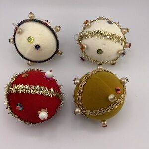 (4) Vintage Decorative Soft Christmas Ball Ornaments